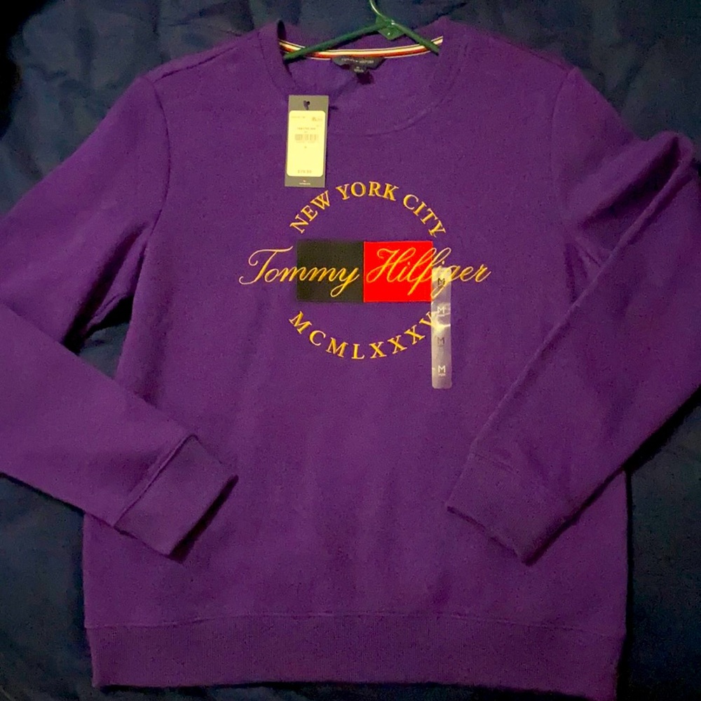Sweatshirt